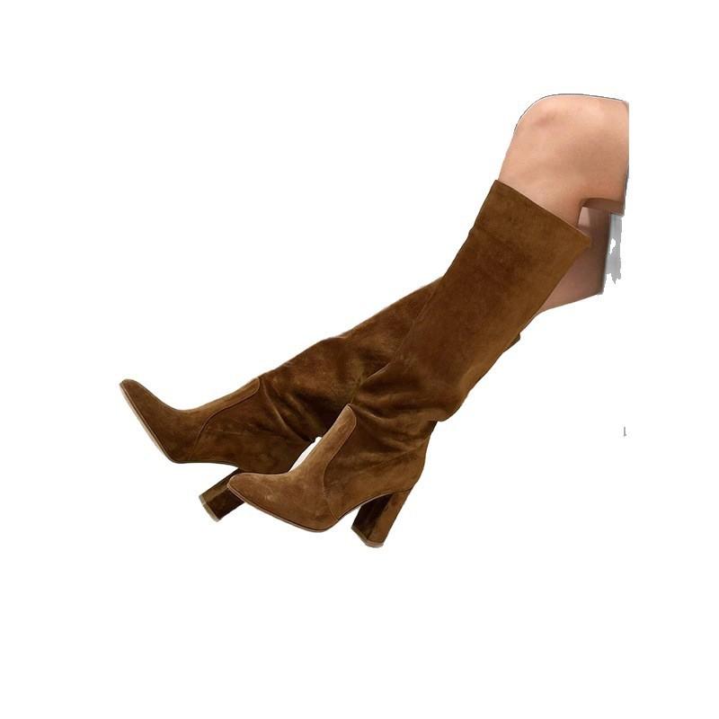 2026 Herfst en Winter Retro Stijl Sexy en Modieus Bruine Dames Hoge Schacht Ridder Dikke Hak Spitse Laarzen