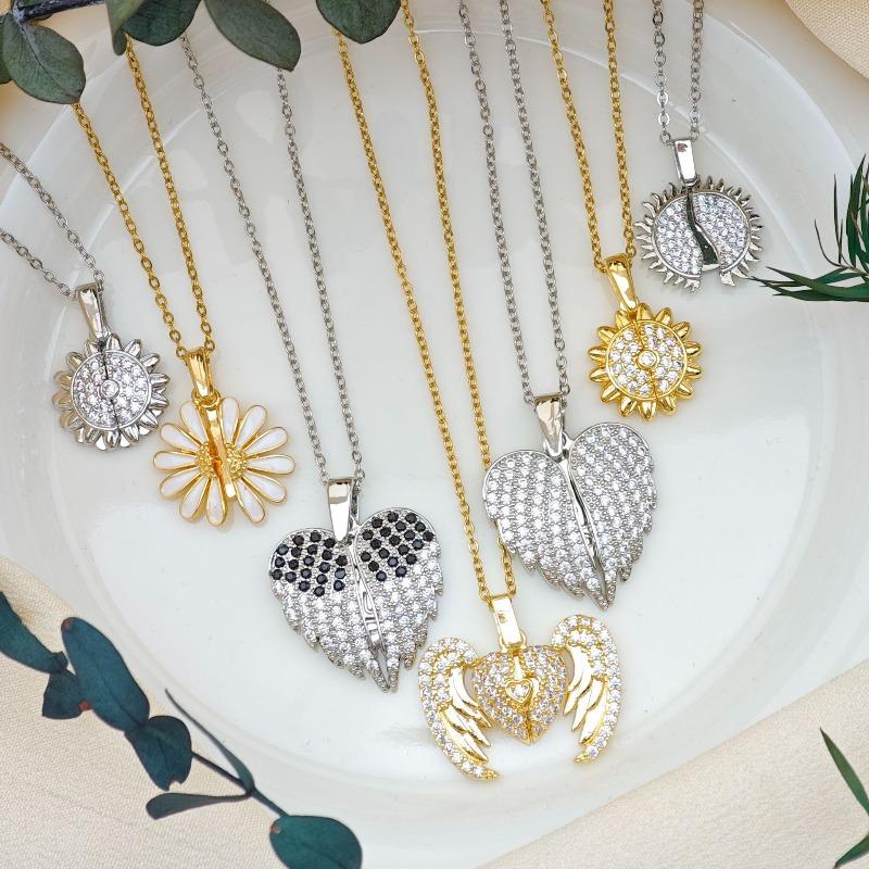 Heart-shaped Open and Closing Wings Creative Fashion Necklace for Women, Simple and Elegant Luxury Design with A Touch of Sophistication.