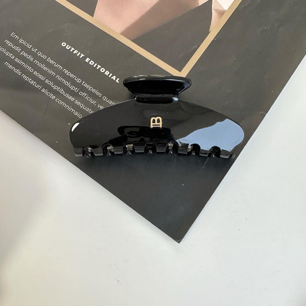 2025 New Letter B Acetate Hair Claw Clips Fashion Large Ponytail Hair Clip Shark Clip Clamps Barrettes Women Hair Accessories