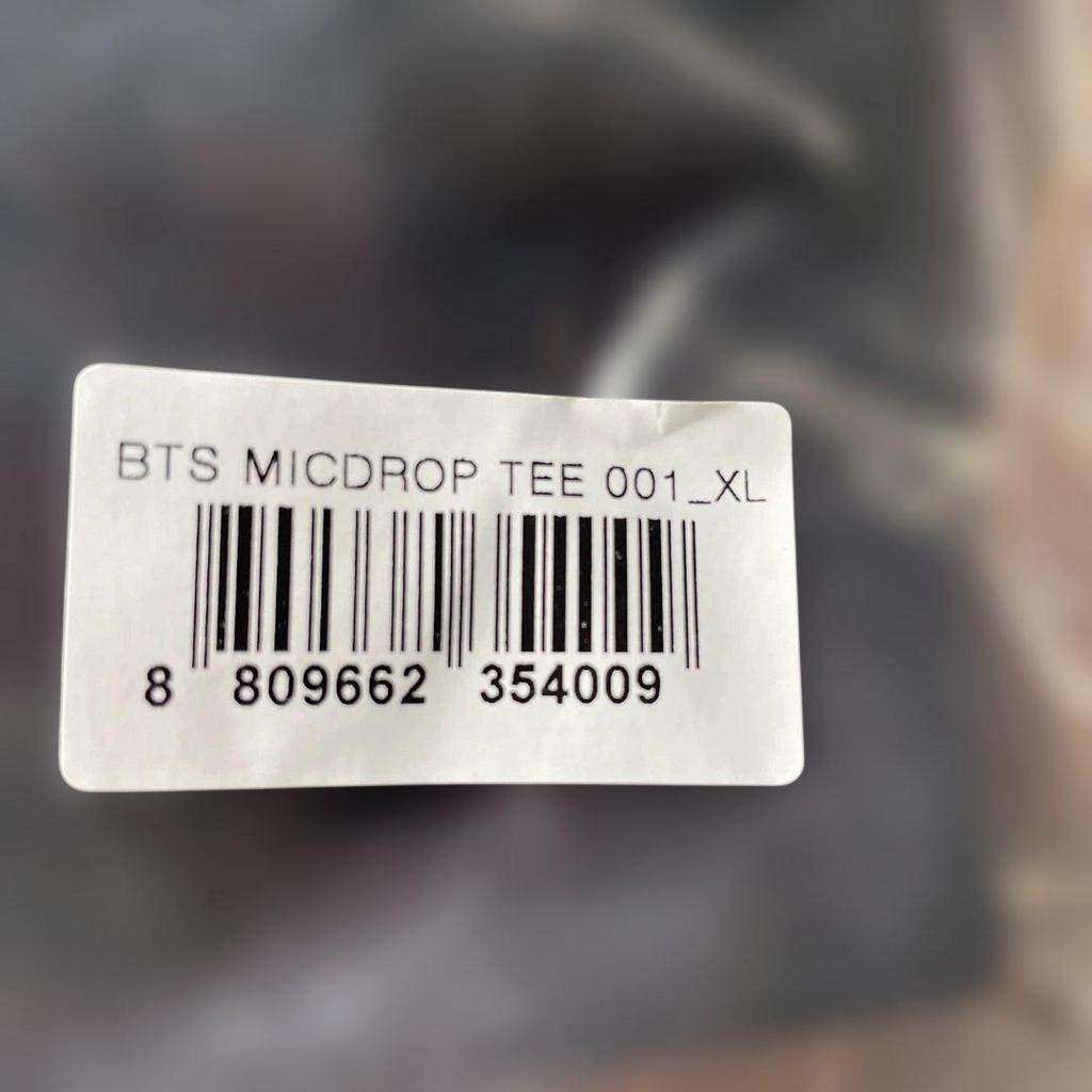 BTS MIC DROP T-shirt Black XL Size