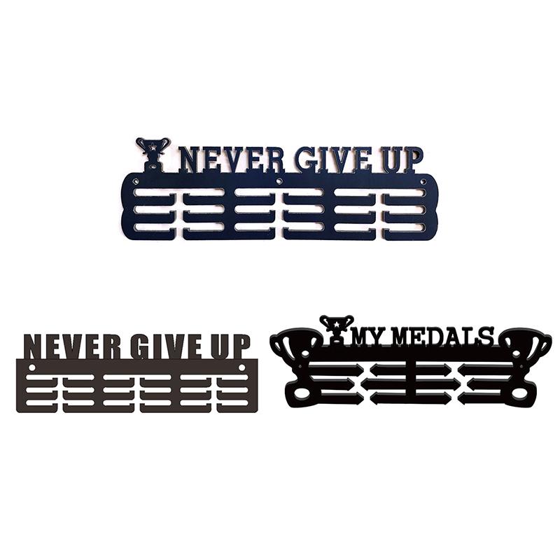 Niemals Aufgeben Medaillenhalter Sportmedaillenaufhänger Medaillenregal Ausstellung Acryl Wandmontiertes Medaillenregal für Sportveranstaltungen