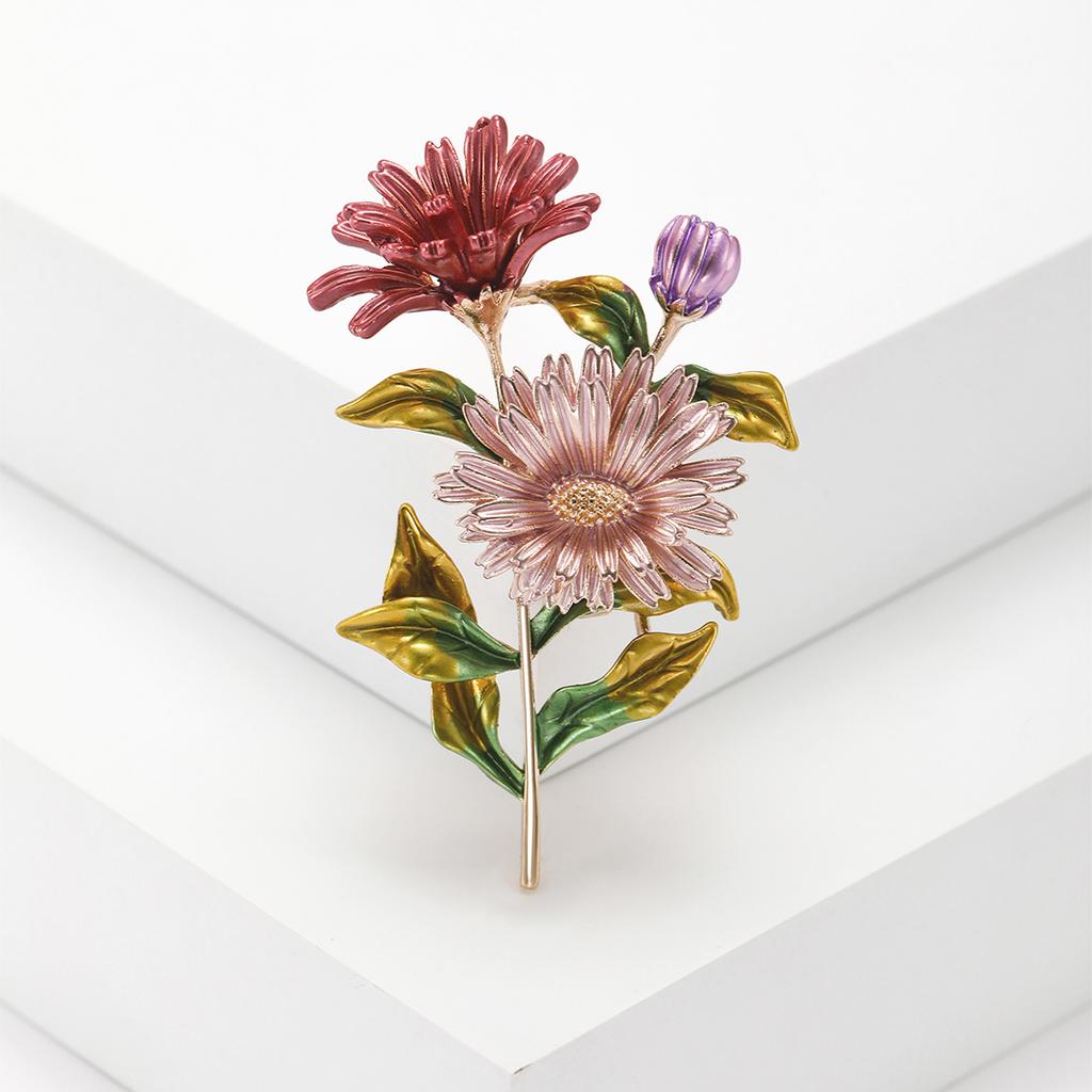 Enamel Chrysanthemum Brooches for Women Sunflower Plant Lapel Pins Event Funny Luxury Gifts New Year Friends Decoration