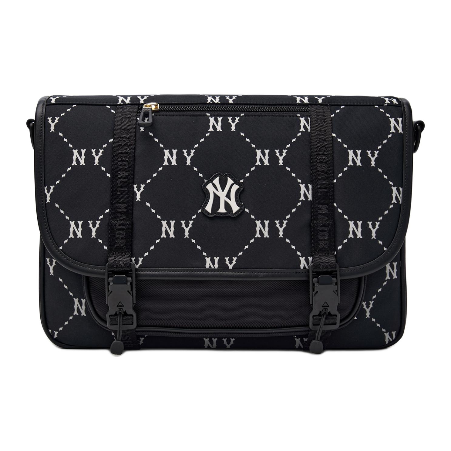 

MLB Monogram New York Yankees Polyester Crossbody Bags Regular Unisex Black Casual