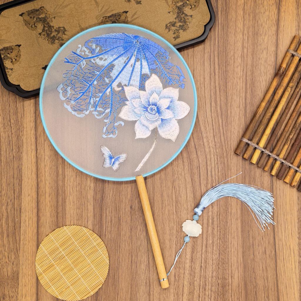 Vintage Double Sided Embroidery Flower Shape Hand Fan Chinese Palace Hanfu Floral Silk Hand Fan Craft Wedding Gift For Guests