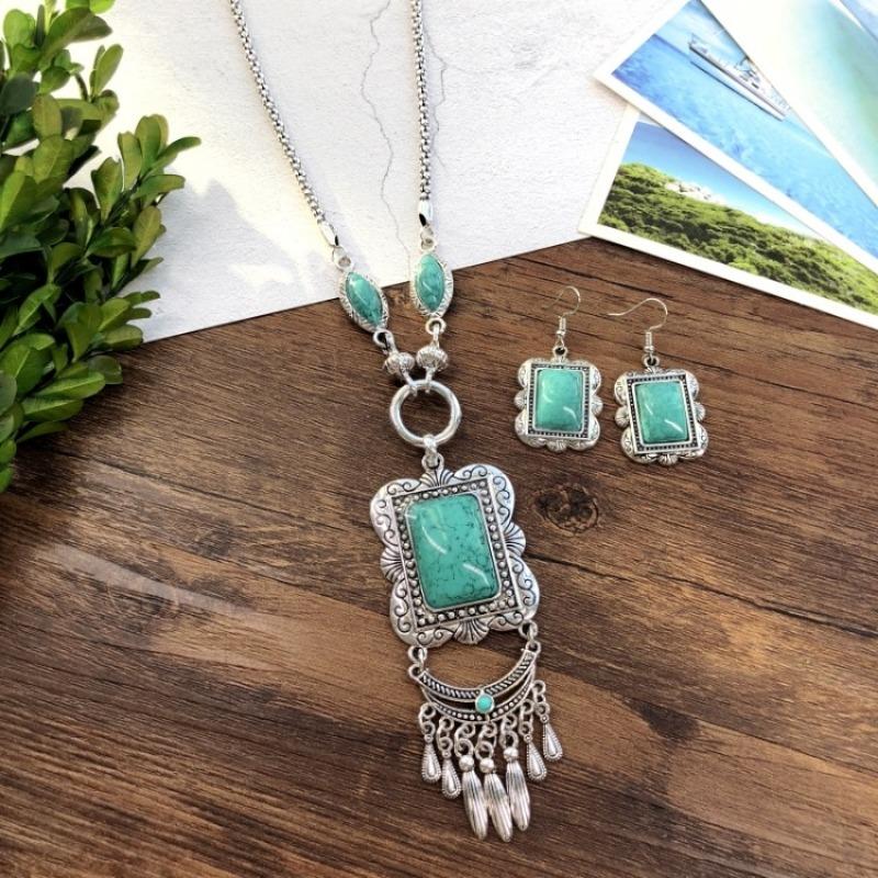 Vintage turquoise necklace Bohemian versatile temperament exaggerated fringed sweater chain earrings accessories