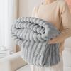 1pc Thick and Warm Flannel Blanket, a Comfortable and Warm Blanket for Bedrooms, Suitable for Sofas, Beds, and Seasonal Gifts