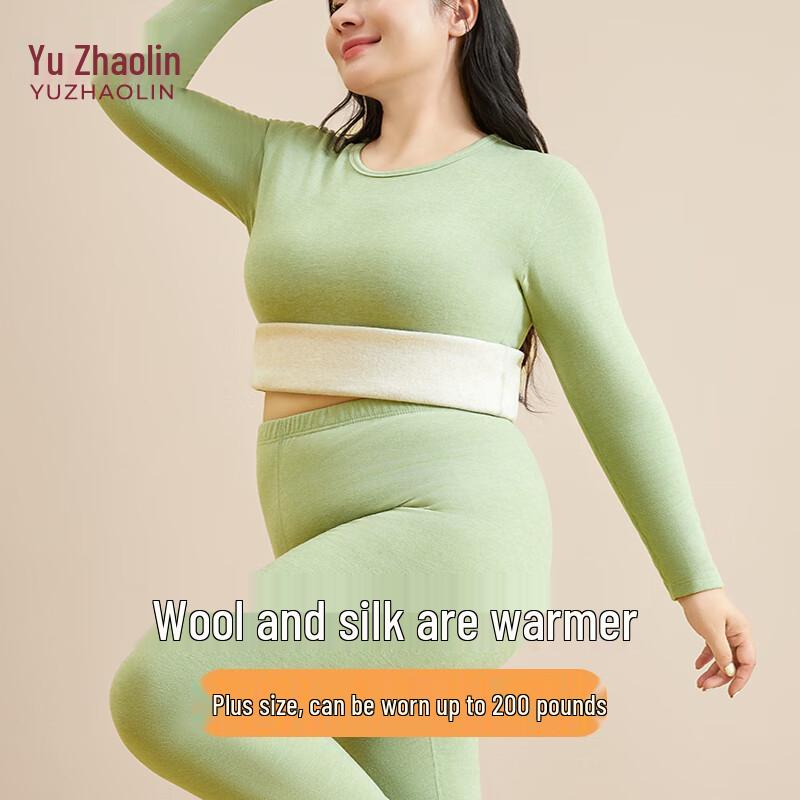 

Женский термокомплект больших размеров 4XL