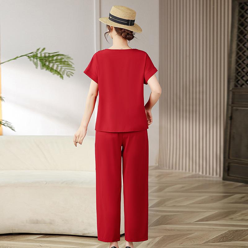Mom's 2025 Summer Fashion: Trendy Two-Piece Suit for Middle-Aged & Elderly Women