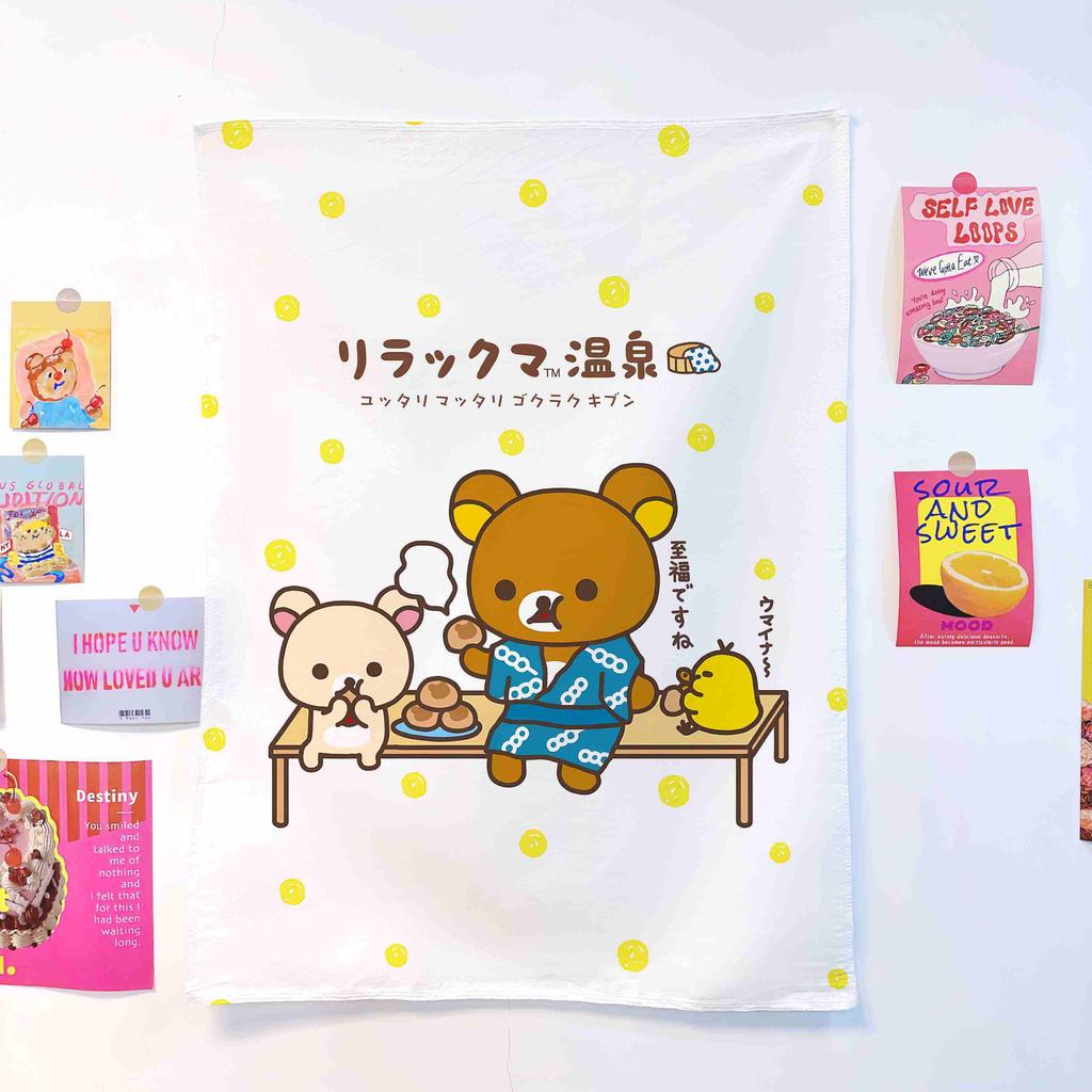 Neuer Cartoon Anime Bär Niedlicher Stil Wandteppich Ästhetisches Wandbehang für Schlafzimmer Dekor Hintergrundtuch