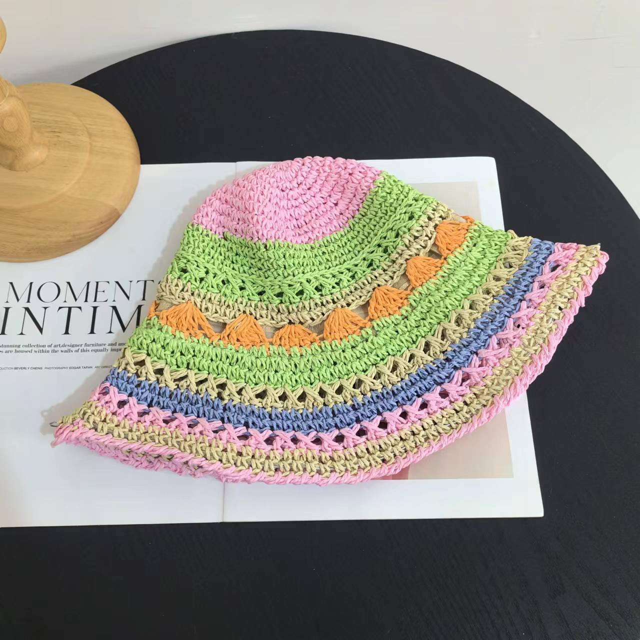 

Spring and summer new dopamine rainbow hollow straw hat women s seaside vacation sunshade sunscreen hat big head circumference bucket hat M（56-58cm） рожевий