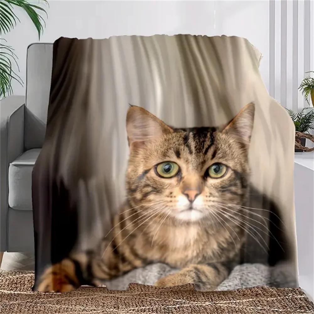 1pc Tabby Cat Print Flannel Blanket, Soft Warm Throw Blanket Nap Blanket For Couch Sofa Office Bed Camping Travelling