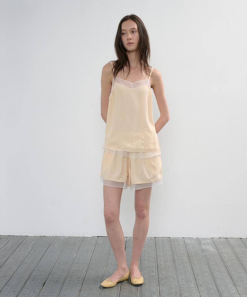 Jeonggamseutyudio Lace Short Pants_3 Color