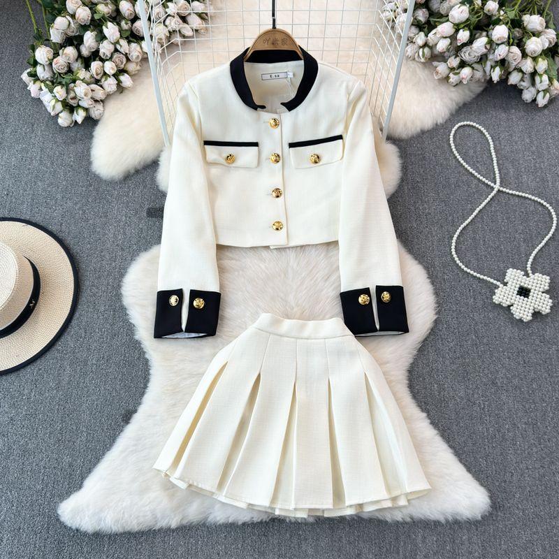 

Модный костюм женский классический стиль контрастного цвета длинные рукава воротник-стойка шерстяная верхняя одежда комплект из двух предметов высокая талия прилегающий силуэт плиссированная юбка White S