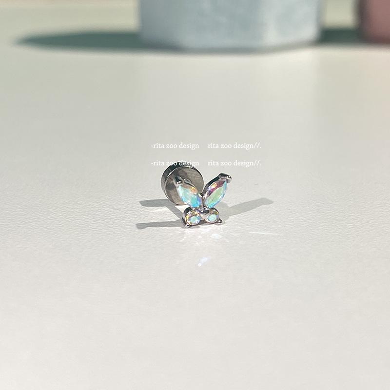 Butterfly-Control Titanium Ear Cartilage Studs: Playful & Cute Collection