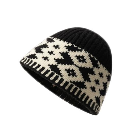 Women Retro Knitted Hat Winter Warm Rhombus Pattern Hat Big Head Sized No Brim Hat for Daily Outings Parties Dating