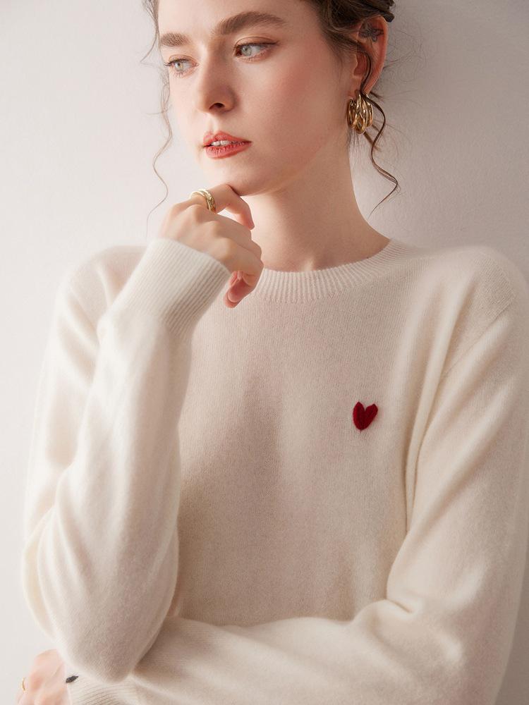 Women's 2025 Round Neck Embroidered Heart Cashmere Sweater - Gentle, Fashionable & Versatile