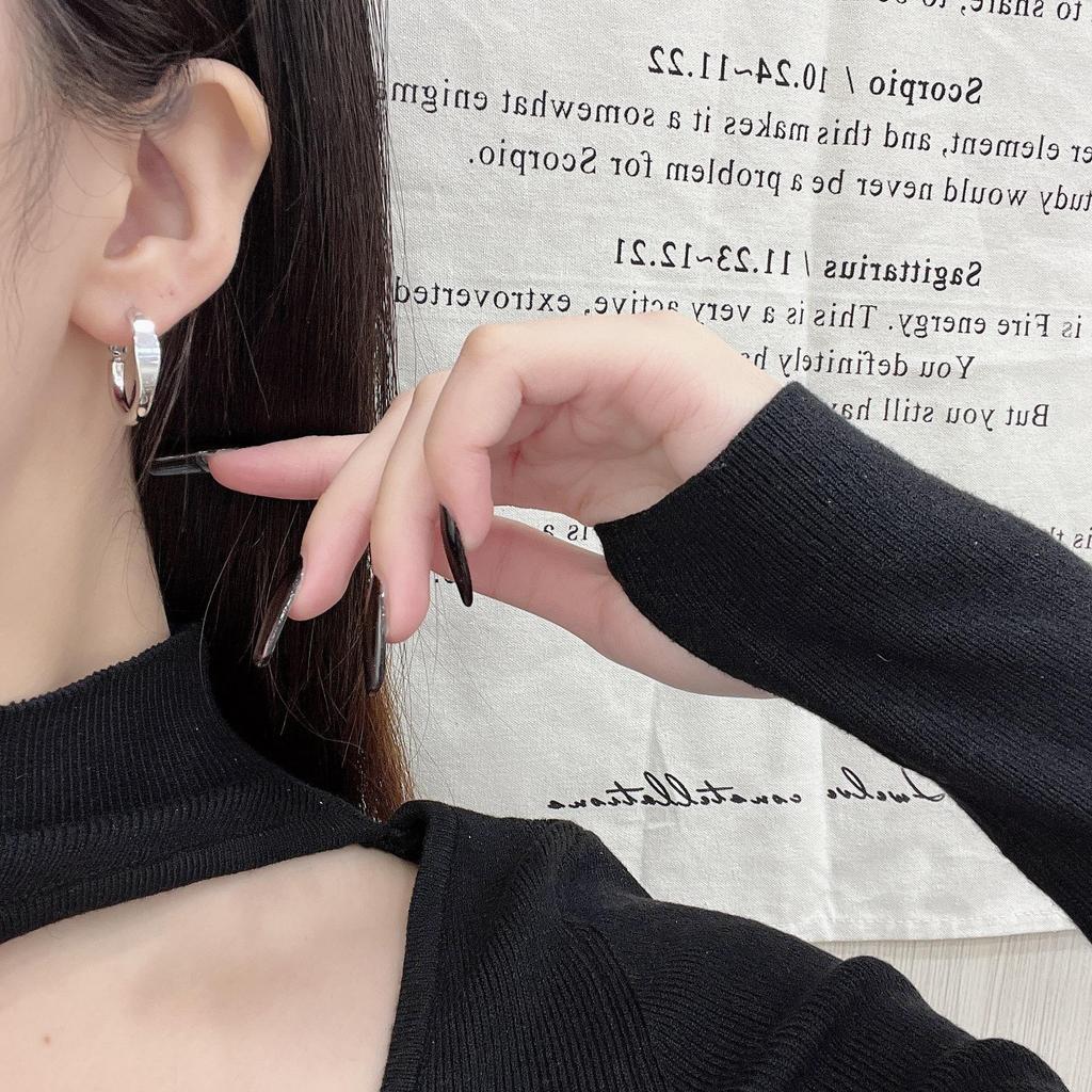 Stylish French Metal Hoop Earrings - Unique Design for Women with Small Faces