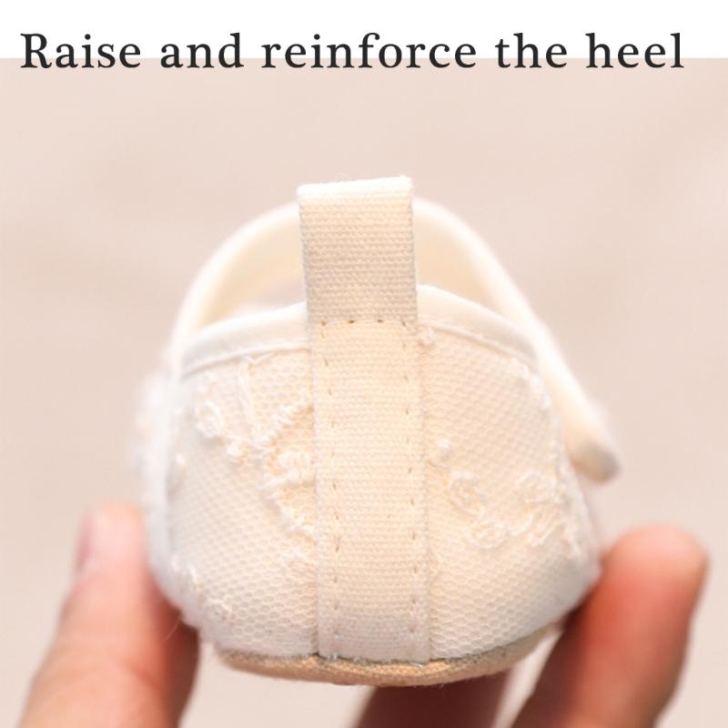 Flexible Scientific Walking Aid Soft Cotton Mesh Lined Slip Resistant Baby Floor Shoes with Easy Hook Loop Closure