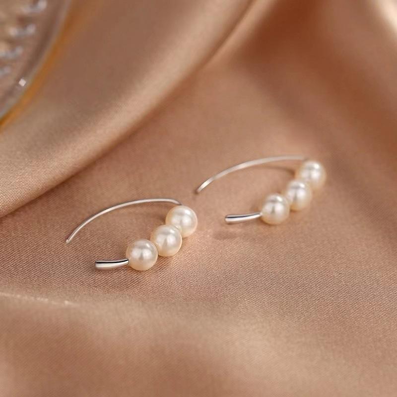 

Earrings and Stud Earrings - Sophisticated Accessories for Fashionable, Independent Women in The Luxury Niche Market.