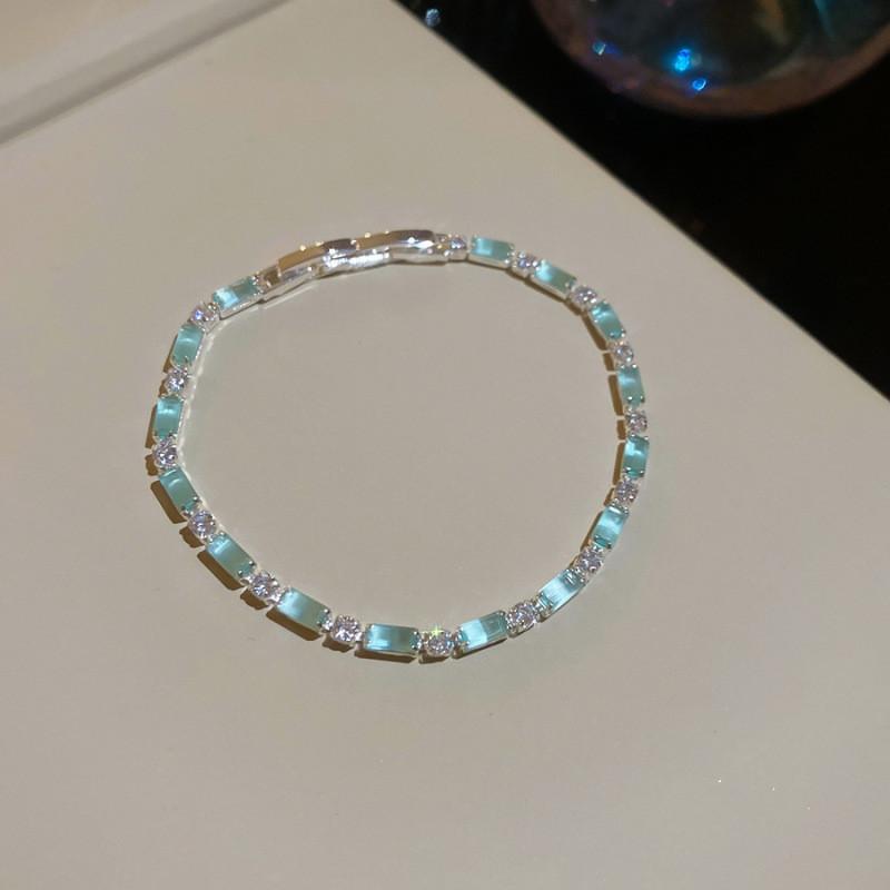 Korean Zircon Square Link Bracelet With Elegant Geometric Design For Women