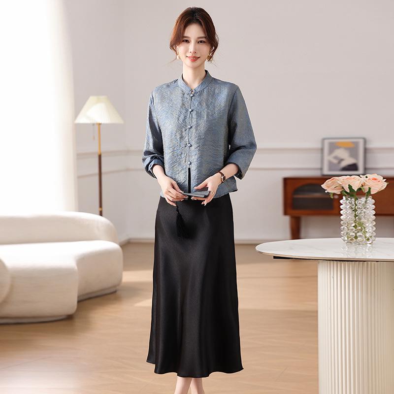 

Elegant Spring & Autumn Two-Piece Suit Set for Middle-Aged Women 5XL (72.5-77.5 kg) синій