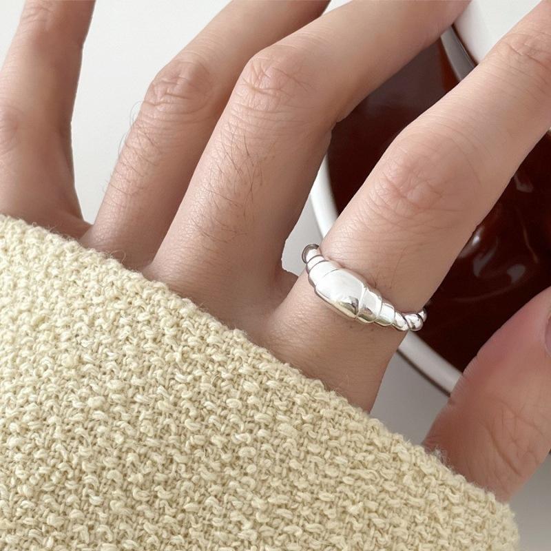Silver Plated Spiral Rings for Women Copper Metal Croissant Open Index Finger Ring Fashion Jewelry Party Gifts