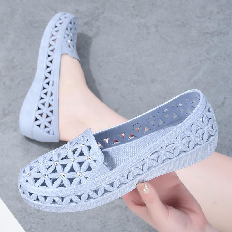 Classic mother hole shoes soft-soled beach shoes women's non-slip breathable casual sandals outdoor bag head slippers