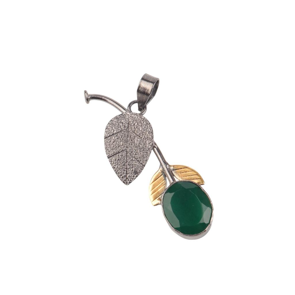 Green onyx Gemstone 925 Stamped Silver Handcrafted Leaf Shape Pendant For Women PP-55-17