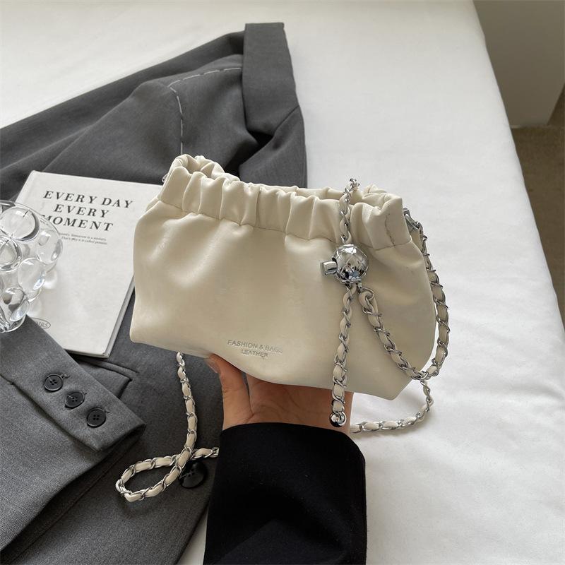 Premium Texture Small Bag Women's 2025 New Fashion Beaded Shoulder Messenger Bag Niche Design Chain Cloud Bag