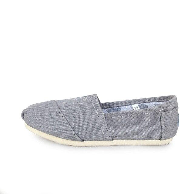 Scarpe di tela comode classiche unisex Primavera ed estate Scarpe basse casual traspiranti di alta qualità Scarpe di tela da uomo