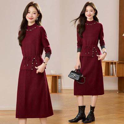 2026 Strickkleid mit Perlen - Damen Mittellang Herbst Winter Einfarbiges Strickkleid