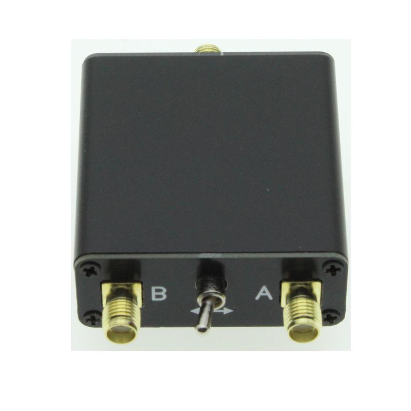 Manual High-Frequency RF Antenna Switch