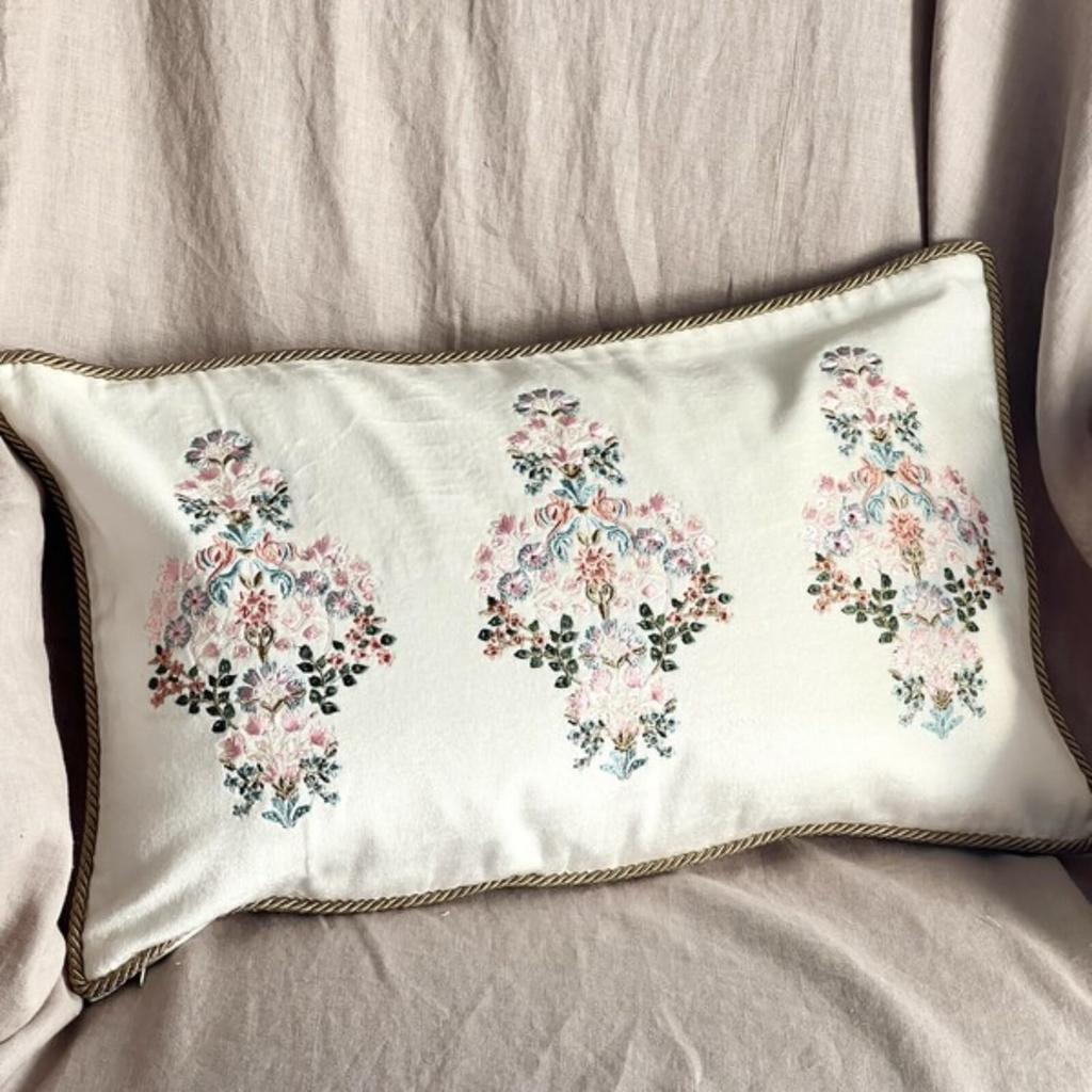 Vivienne Gold Flower Embroidery Rectangular Cushion with Filling (Vivienne) [30x50cm Cushion] 82100CU-GD