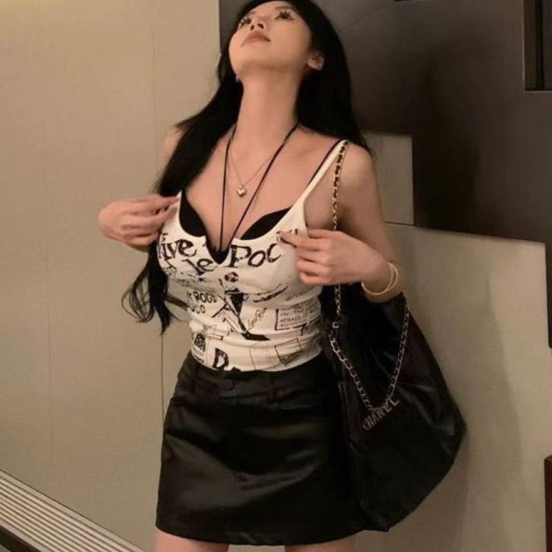 Women Sling Tops Black White T-shirts Sleeveless Inner Tops For Girls Y2K Tops Athletic Vest