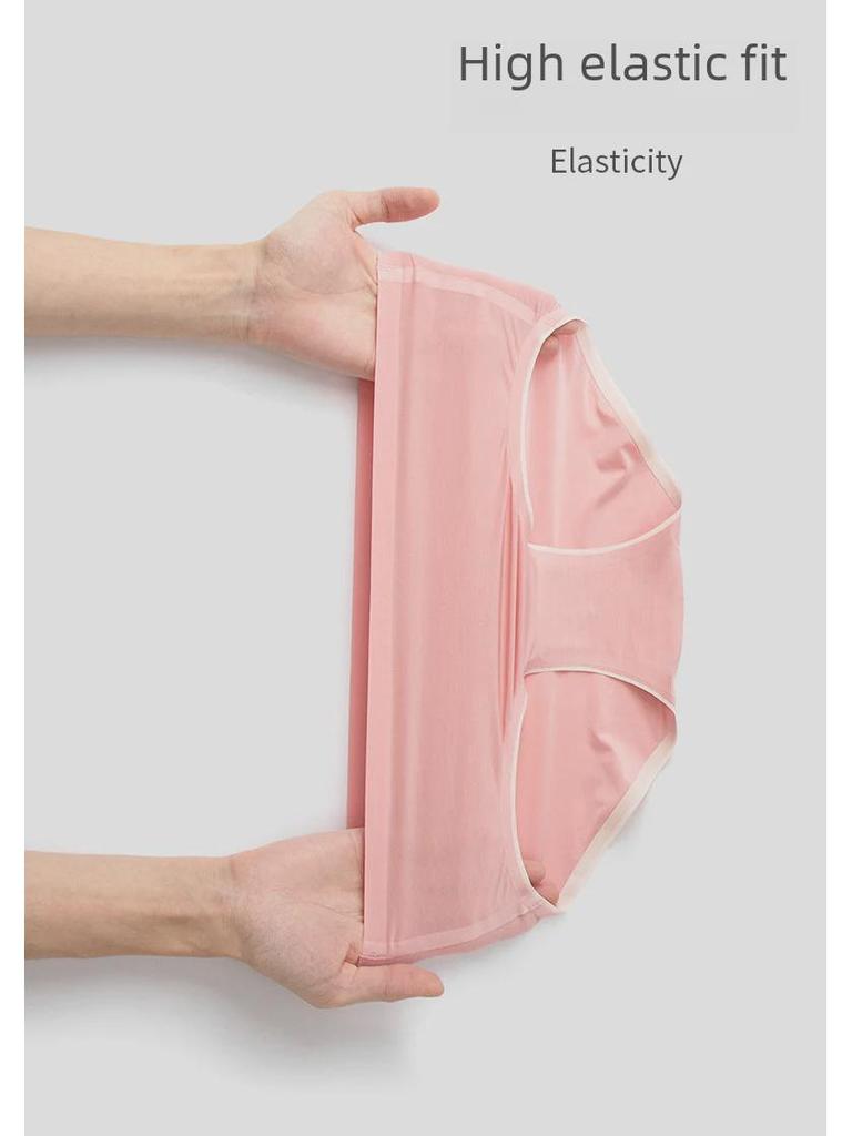 Xiannei Women's Seamless Antibacterial Mulberry Silk Briefs