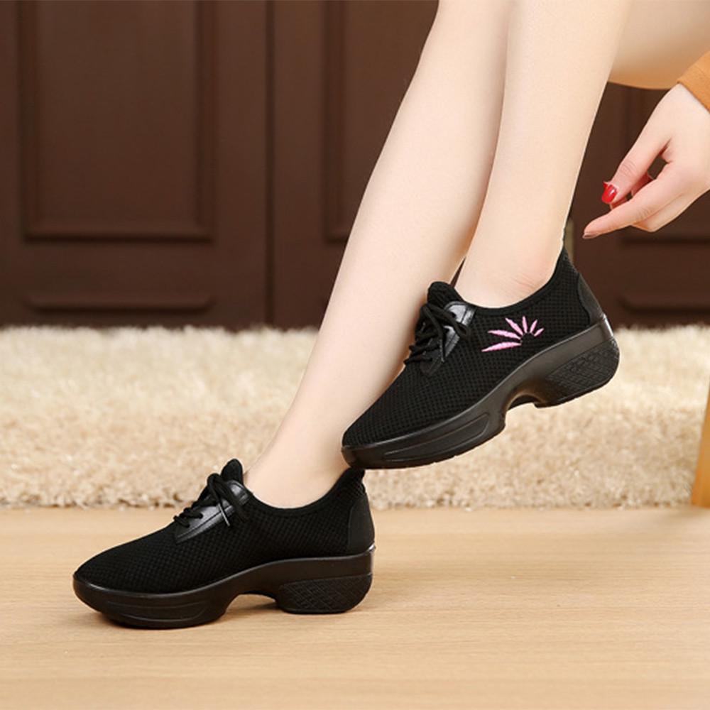 Ženy Ležérní Sportovní Móda Vycházkové Byty Zvýšená Síťovina Vyšívací Klínky Boty