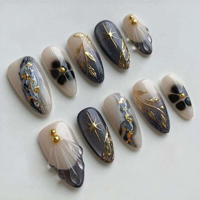 24pcs Wearable Press On Nails Strawberry Bow Design Nails Tips Red Short Almond Pearl Starlight Fake Nail Art Flower False Nails