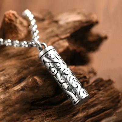 Hollowed Out Pendant Can Be Opened Patterned Cylindrical Necklace for Men and Women's Vintage Ethnic Style Jewelry