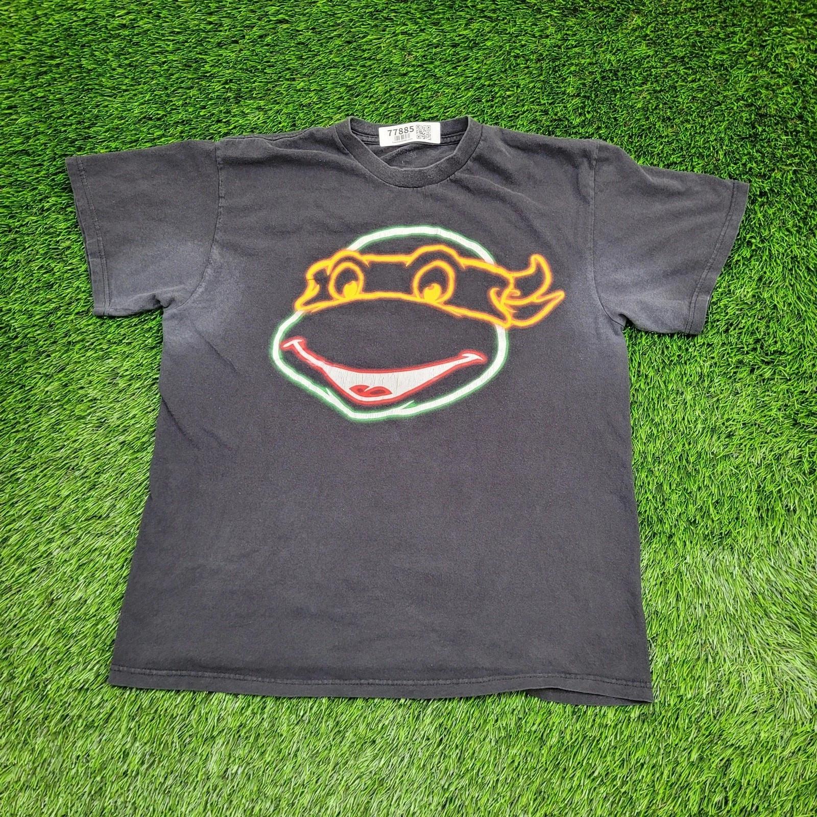 

TMNT Michelangelo Neon Shirt Large 21x25 Faded Black S