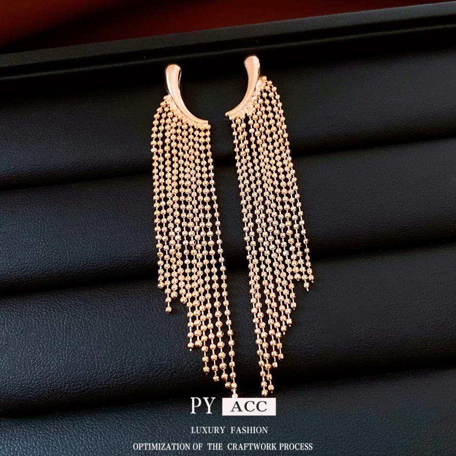 18k Echtgold Plattierte Silbernadel Wassertropfen Fransen Ohrringe Europäischer und Amerikanischer Kalter Wind Stecker Ohrringe Trendige Ohrringe Damen
