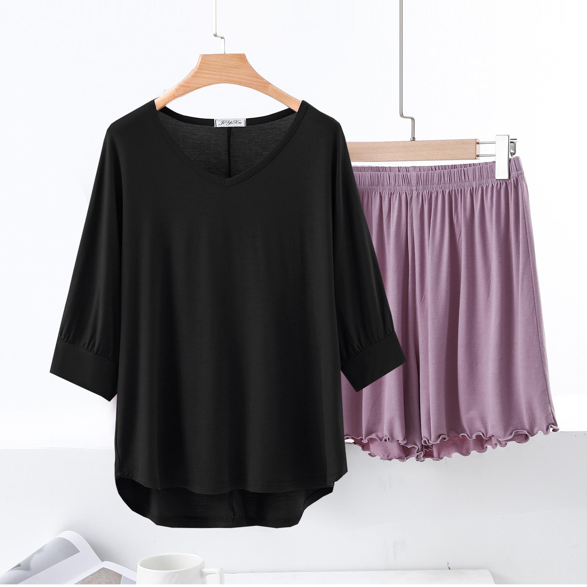 

Женский летний хлопковый комплект из двух предметов больших размеров: топ с V-образным вырезом и рукавами «летучая мышь», шорты Large