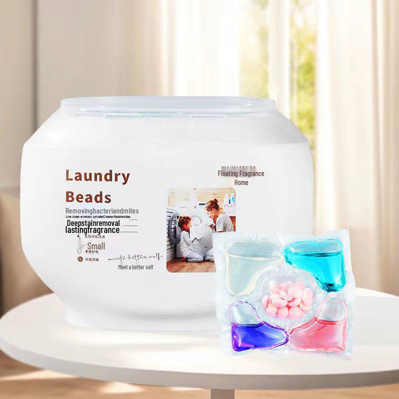 

Ароматизированные капсулы для стирки 3-в-1: Аромат, Защита цвета и Капсулы-бустер