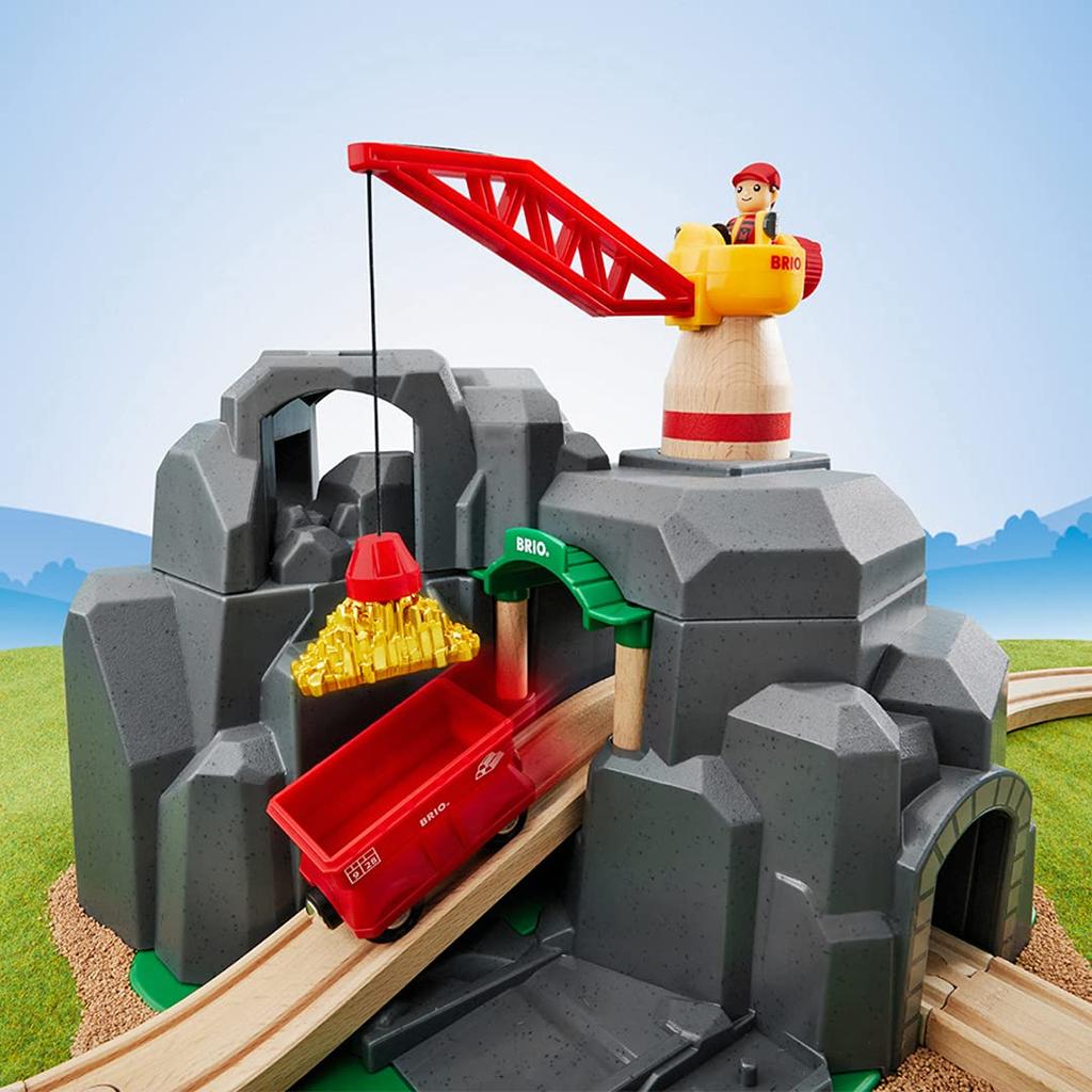 BRIO Crane & Mountain Tunnel 33889