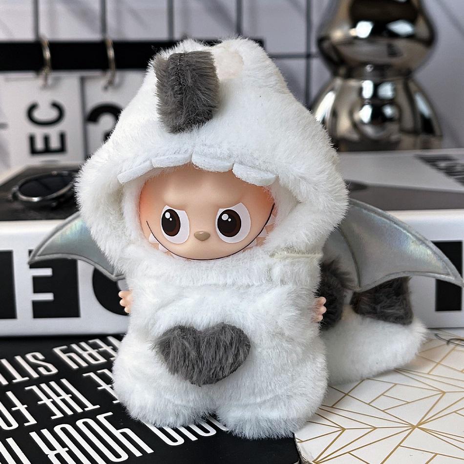 Labubu 4.0 The Monsters Pin Lesní Pohádková Série The Monsters Oblečení Roztomilá Plyšová Kachnička Háček Pletení Oblečení Panenka Doplňky