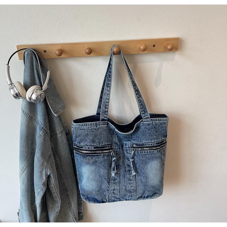 Retro Casual Multi-Pocket Washed Denim Tote Bag - 2025 Trendy Mommy Commute Shoulder Bag