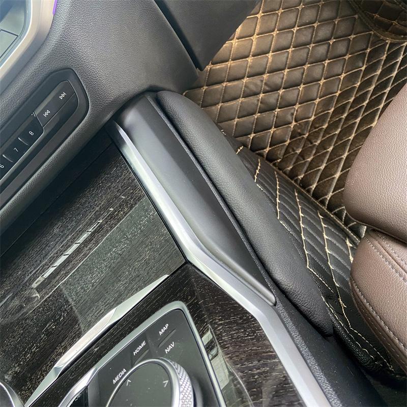 Car Knee Cushion Center Console Knee Leg Elbow Cushion Support Comfort Pillow Car Interior Accessories For 20-23 BMW 3/4 Series