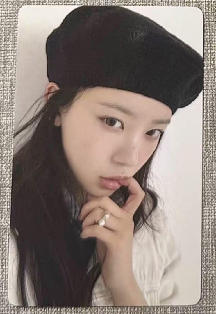 

[Б/У] ILLIT Mocha bomb Первый прямой заказ из Китая yizhiyu1.0 лимитированная торговая карта