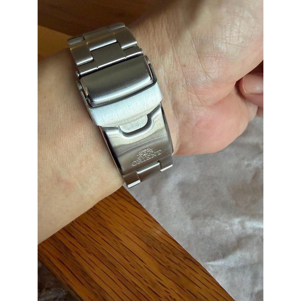 Used ORIENT Automatic men's watch 20 ATM waterproof Japanese Mako 40 diver's watch, model number RA-AC0Q13E.
