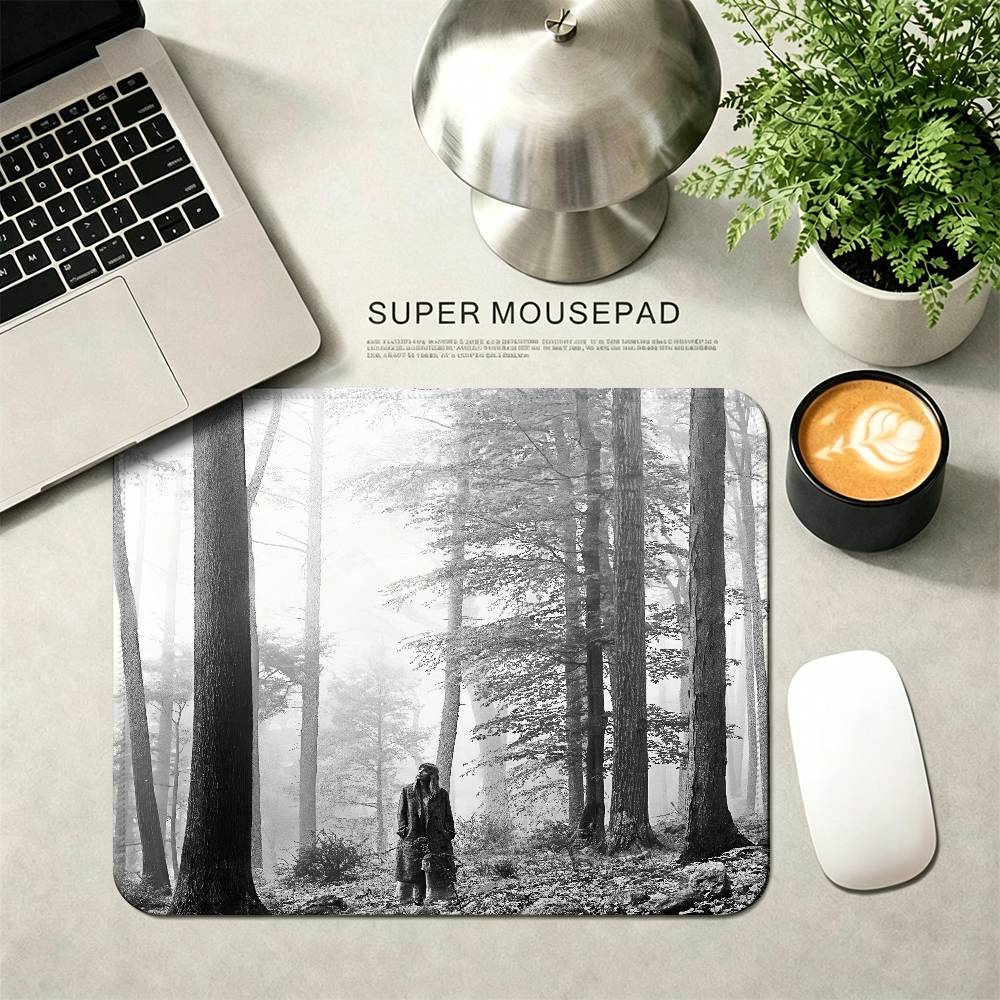 Singer T-Taylor-S-Swift-ES T-TTPD 25x29cm Small Office Student Gaming Thickened Pad Non-slip Cushion Mouse Pad Writing Desk Mats