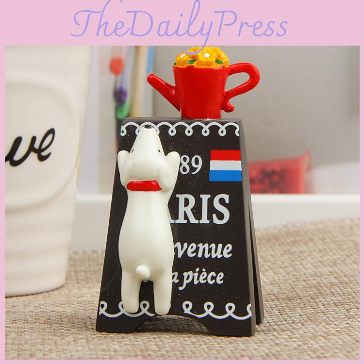 Resin Dog Crawl Billboards Ornament For Potting And Landscape Design